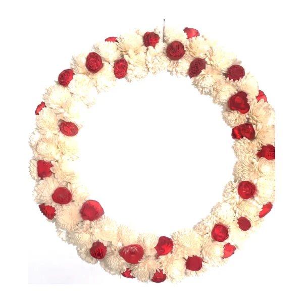 Garland Type 1 AR05: a dense sola flower garland of ivory, frilled sola blooms interspersed with red sola roses