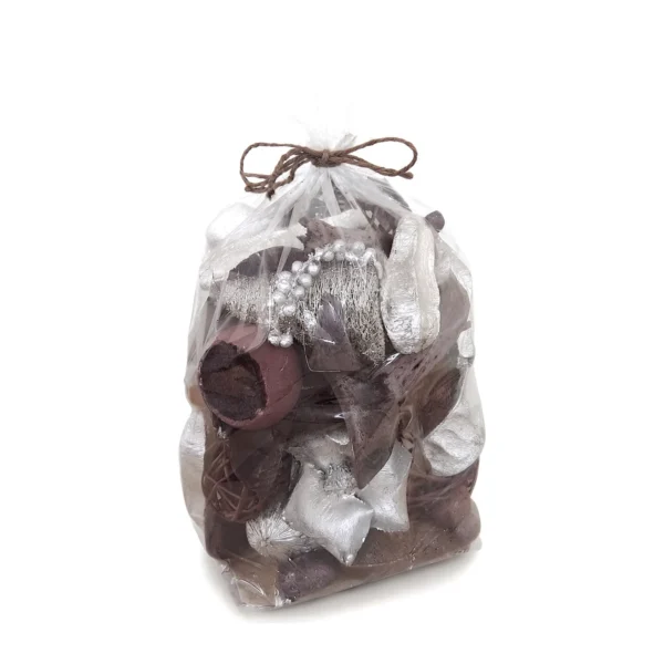 Arrangement AR63: potpourri gift bag mixing silver-painted pods and a silver bead string with mauve-brown pods