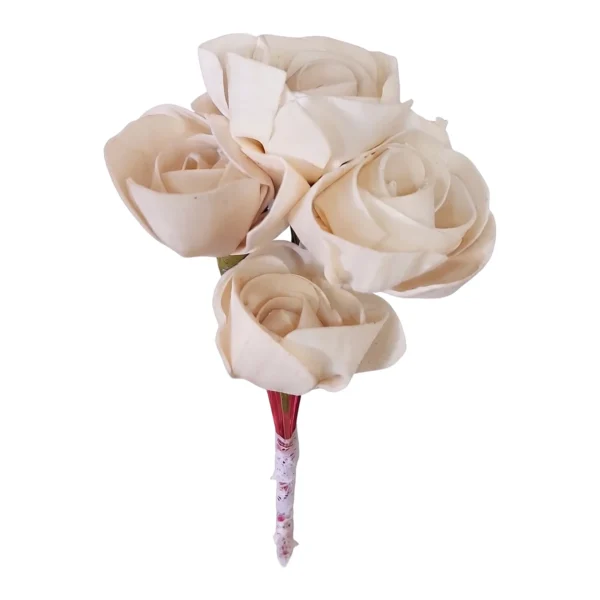 Arrangement AR70: small posy of cream sola roses with rolled, open petals