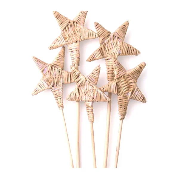Lata Star with Stick HM16: a handmade five-point star, closely wrapped in natural pale vine and mounted on a slender stick